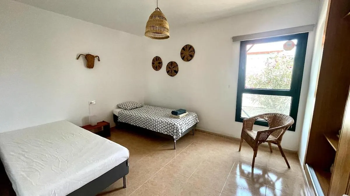 Villa spacieuse et lumineuse avec piscine Chauffée La Oliva