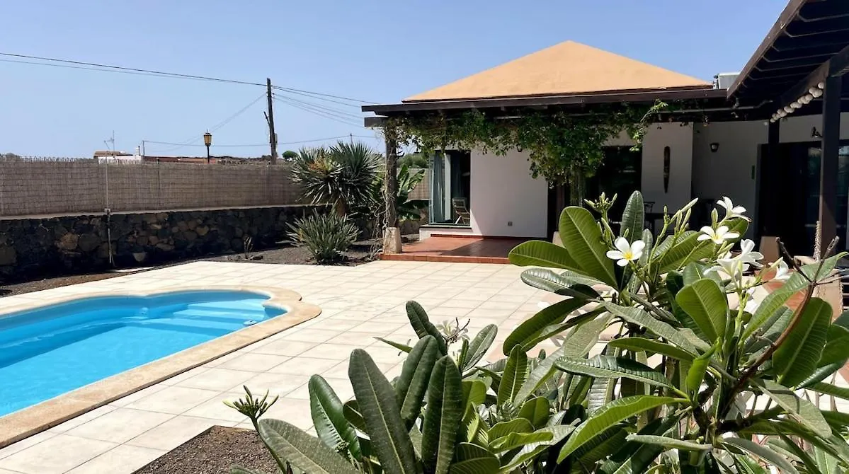 Villa spacieuse et lumineuse avec piscine Chauffée La Oliva 0*,