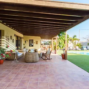 Granados Villa