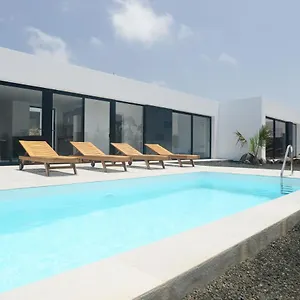 Duna Colorada Villa